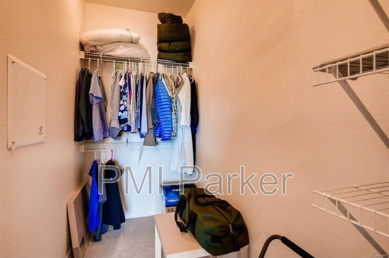 Cozy condo for lease property image
