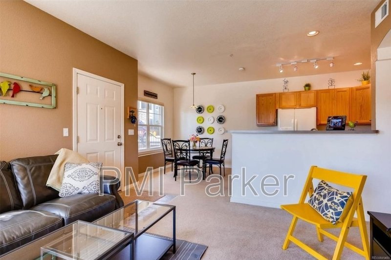 Cozy condo for lease property image