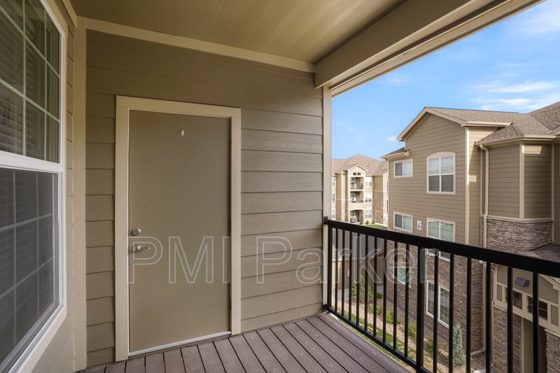 Beautiful Condo For Lease with Garage property image