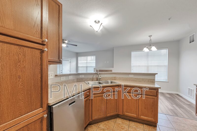Beautiful Condo For Lease property image