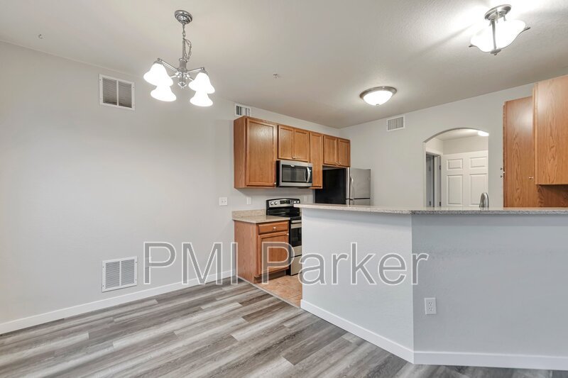 Beautiful Condo For Lease property image